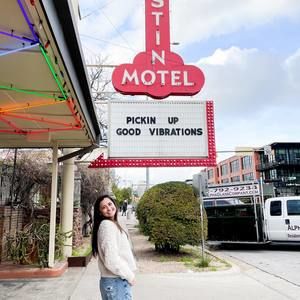 Meet your Posher, Kaila